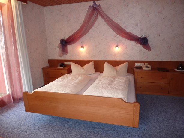 Imagen de la habitación del Atina Hotel. Foto 18