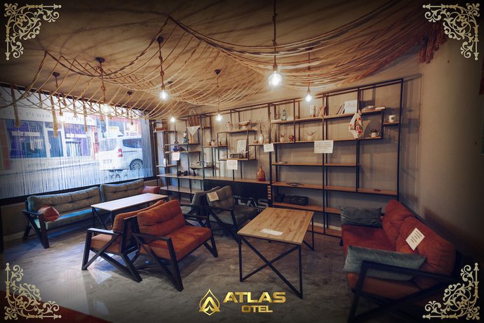 Imagen de los interiores del Atlas Hotel, Yakutiye. Foto 17