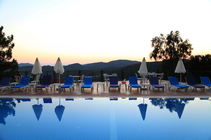 Imagen de la piscina del Atlas Otel, FETHIYE. Foto 18