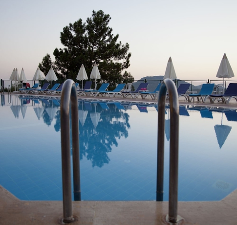 Imagen de la piscina del Atlas Otel, FETHIYE. Foto 19
