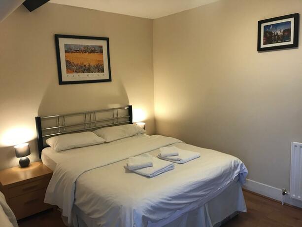 Imagen general del Atlas Oxford House. Foto 24