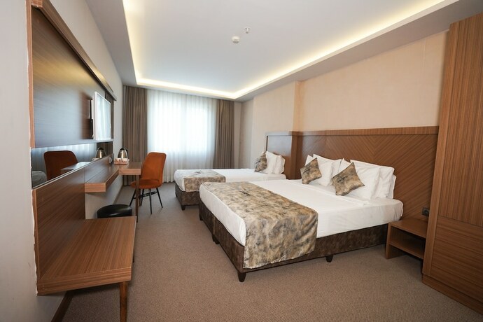Imagen de la habitación del Atro Hotel. Foto 19