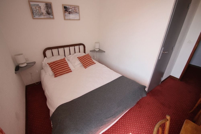 Imagen de la habitación del Auberge Catalane. Foto 6