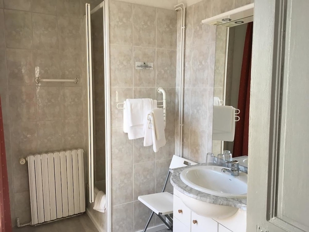 Imagen de la habitación del Auberge Catalane. Foto 16