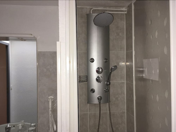 Imagen de la habitación del Auberge Catalane. Foto 18