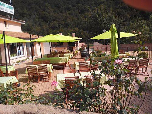 Imagen de los exteriores del Auberge De Cannedda. Foto 15