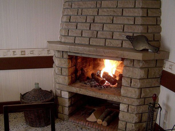 Imagen de los interiores del Auberge De Chaussin. Foto 11