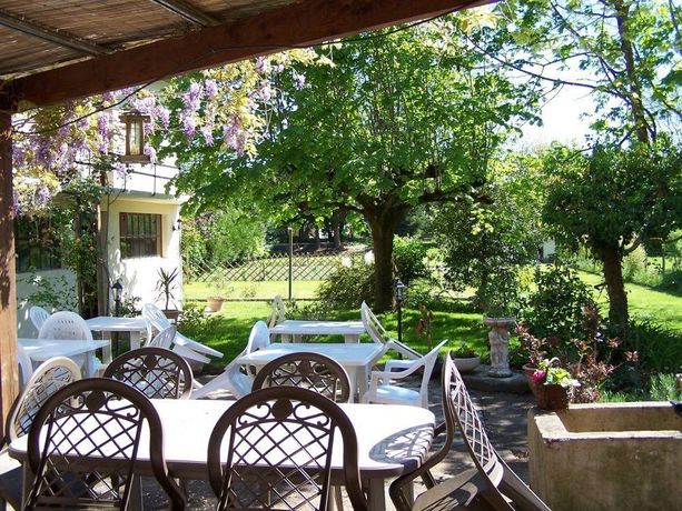 Imagen del bar/restaurante del Auberge De Chaussin. Foto 5