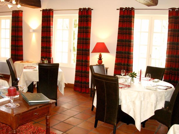 Imagen del bar/restaurante del Auberge De La Rivi&egrave;re. Foto 2