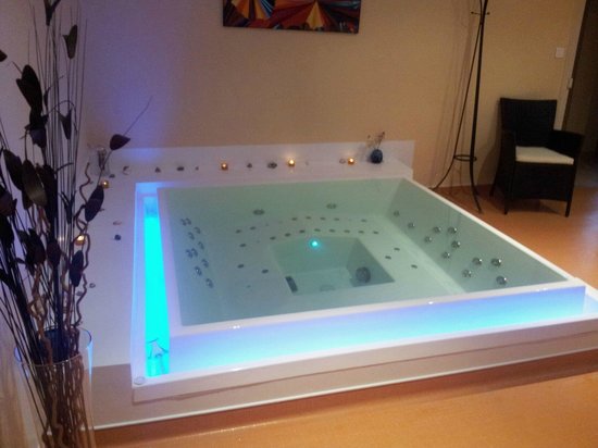 Imagen de los interiores del Auberge Du Moulin Marin. Foto 11