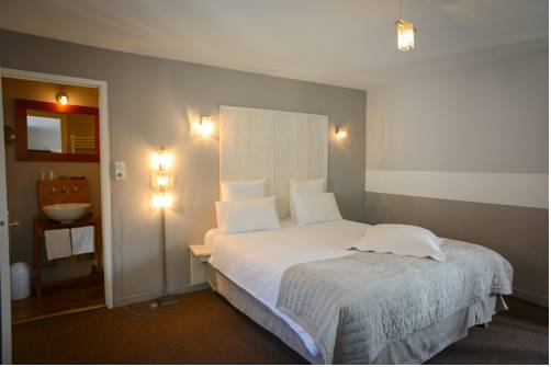 Imagen de la habitación del Auberge Normande. Foto 18