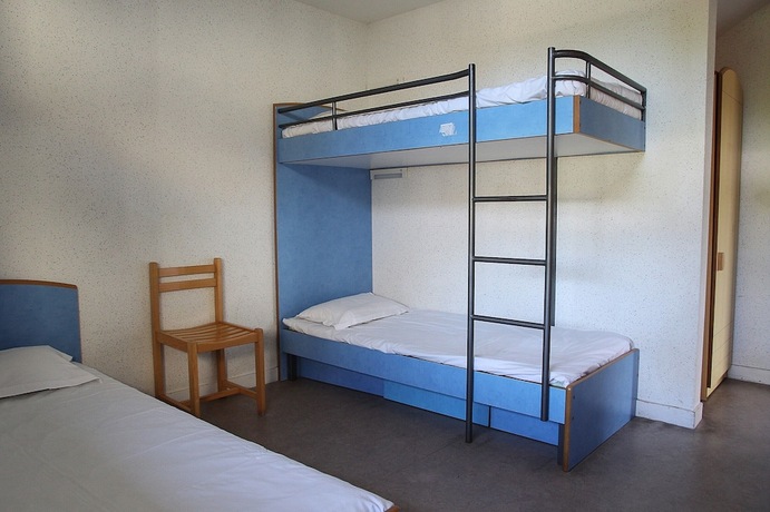 Imagen de la habitación del Auberge de Jeunesse HI Genets. Foto 17