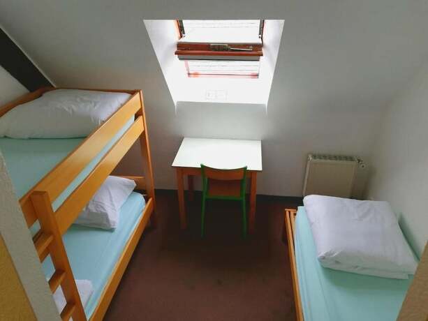 Imagen de la habitación del Auberge de Jeunesse HI Pontivy. Foto 7