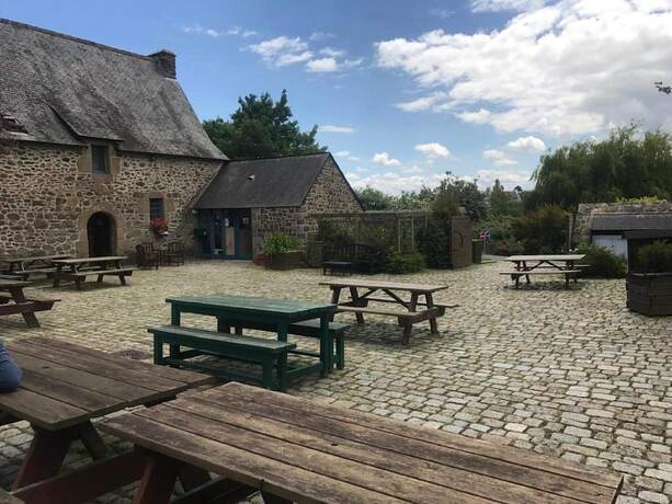 Imagen general del Auberge de Jeunesse HI Saint-Brieuc. Foto 2