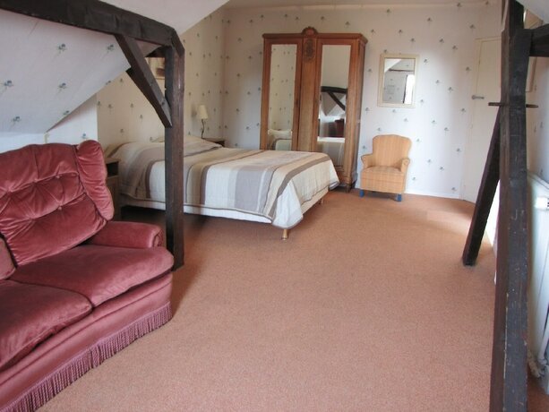 Imagen de la habitación del Auberge de la Foret, Morbecque. Foto 14