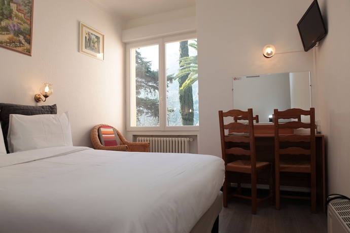 Imagen de la habitación del Auberge des Gorges du Loup. Foto 4