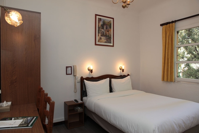 Imagen de la habitación del Auberge des Gorges du Loup. Foto 11