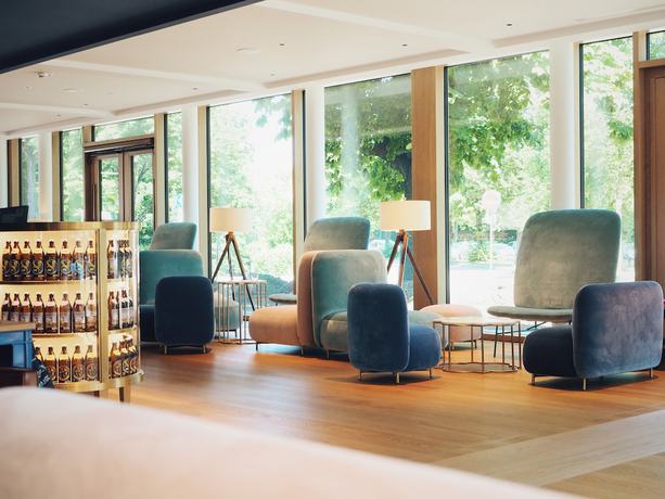 Imagen del bar/restaurante del Augustin Hotel. Foto 2