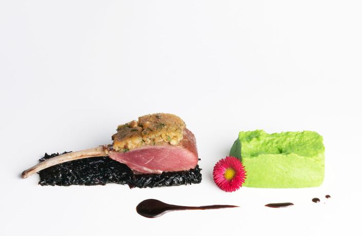 Imagen del bar/restaurante del Augustlhof Restaurant and Hotel. Foto 3