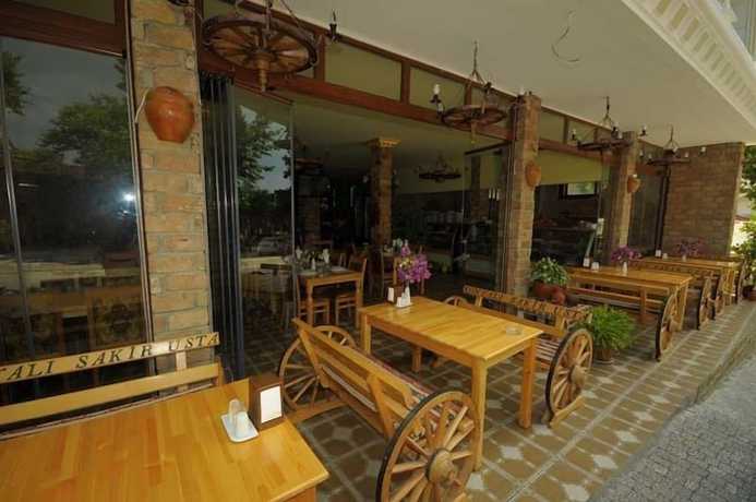 Imagen del bar/restaurante del Aura Boutique Hotel. Foto 2