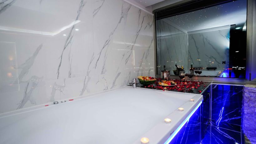 Imagen de la habitación del Aura Marina Hotel. Foto 9