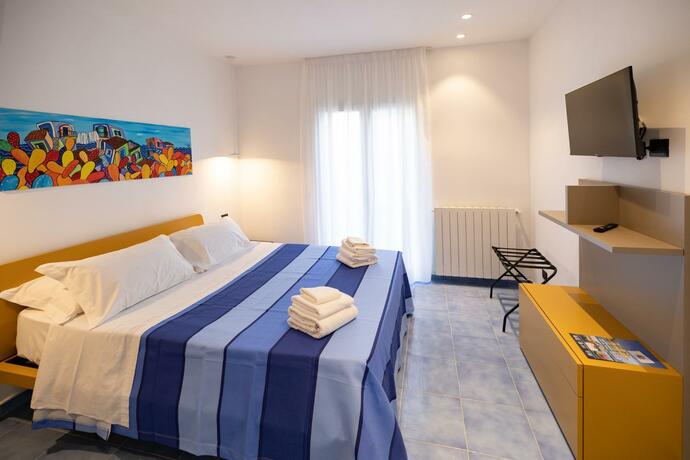 Imagen general del Aura Maris beach residence Mazzaforno. Foto 8