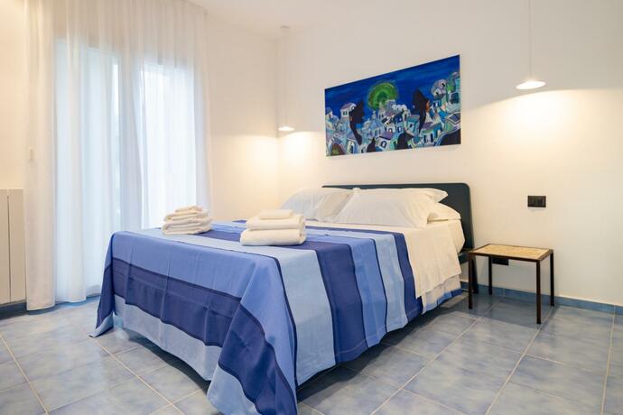 Imagen general del Aura Maris beach residence Mazzaforno. Foto 11