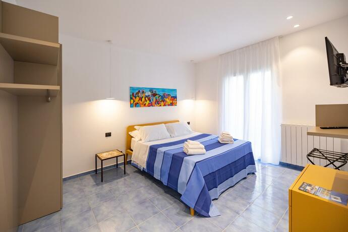 Imagen general del Aura Maris beach residence Mazzaforno. Foto 20