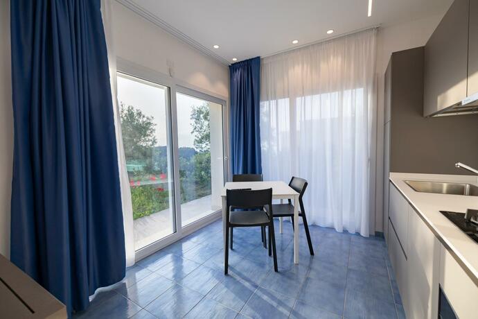 Imagen general del Aura Maris beach residence Mazzaforno. Foto 22