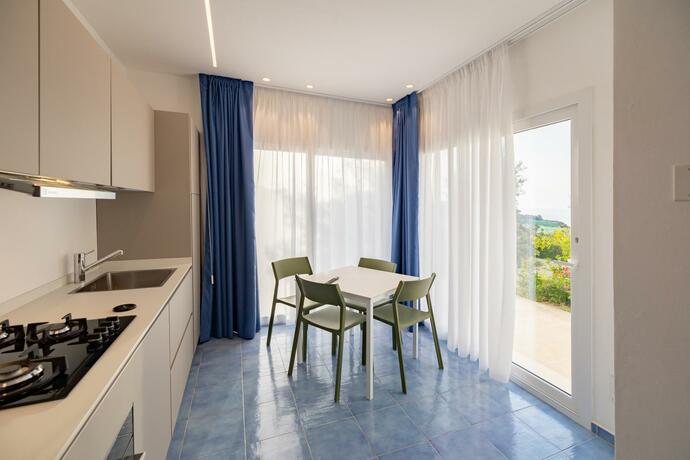 Imagen general del Aura Maris beach residence Mazzaforno. Foto 23