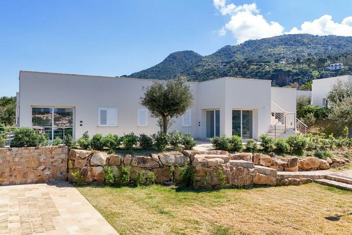 Imagen general del Aura Maris beach residence Mazzaforno. Foto 38