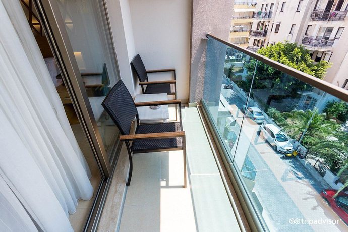 Imagen de la habitación del Aurasia Deluxe Hotel. Foto 3