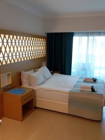 Imagen de la habitación del Aurasia Deluxe Hotel. Foto 5