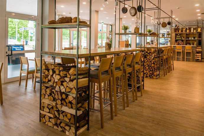 Imagen del bar/restaurante del Auszeit Das Hotel Himmelkron. Foto 9