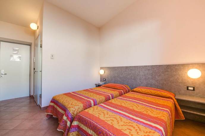 Imagen de la habitación del Autohotel. Foto 2