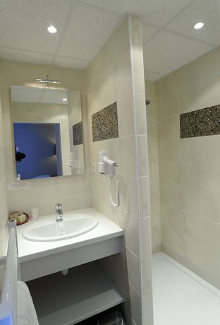 Imagen de la habitación del Aux Maisons (Relais du Silence). Foto 18