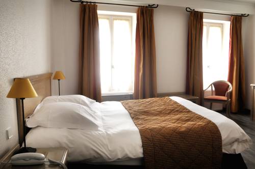 Imagen de la habitación del Aux Terrasses. Foto 4