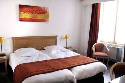 Imagen de la habitación del Aux Terrasses. Foto 15