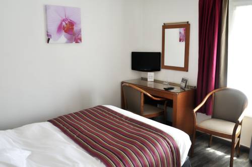 Imagen de la habitación del Aux Terrasses. Foto 16