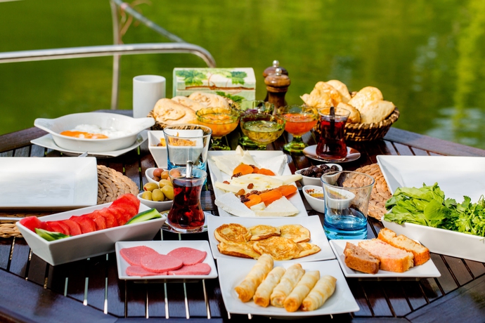 Imagen del bar/restaurante del Ağva Park Mandalin Hotel - Adult Only. Foto 5