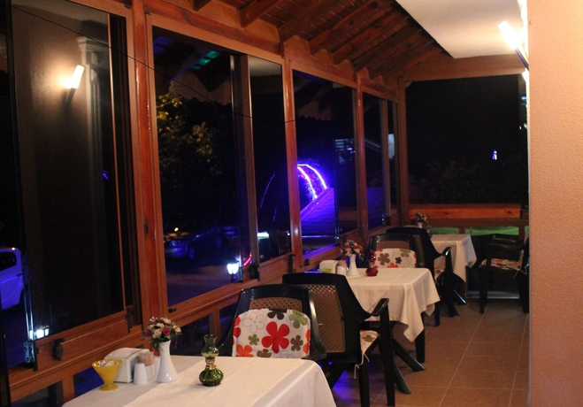 Imagen del bar/restaurante del Ağva Sahil Yıldızı Hotel. Foto 4