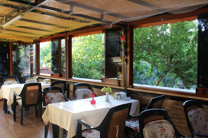 Imagen del bar/restaurante del Ağva Sahil Yıldızı Hotel. Foto 6