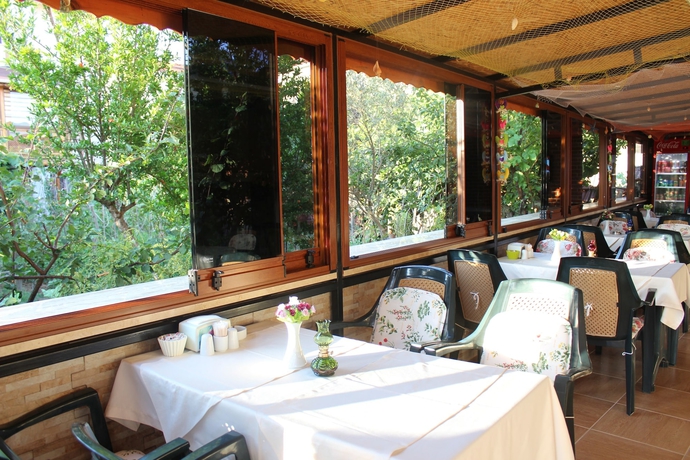 Imagen del bar/restaurante del Ağva Sahil Yıldızı Hotel. Foto 7