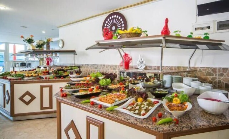 Imagen del bar/restaurante del Avalon Beach Hotel - All Inclusive. Foto 4