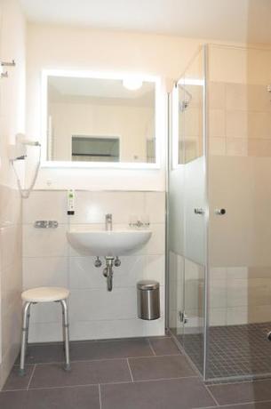 Imagen de la habitación del Avalon Bellevue. Foto 9