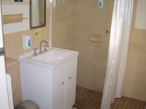 Imagen de la habitación del Aviators Lodge. Foto 2