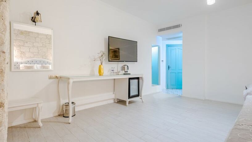 Imagen general del Avlu Alacati Butik Otel. Foto 6