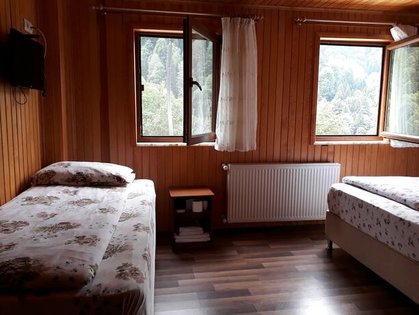 Imagen de la habitación del Ayada Otel. Foto 15