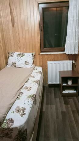 Imagen de la habitación del Ayada Otel. Foto 16