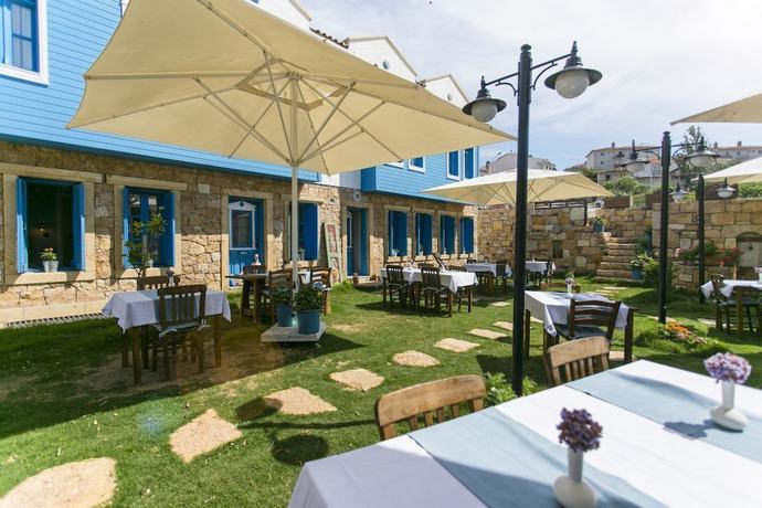 Imagen del bar/restaurante del Ayapetro Hotel. Foto 4